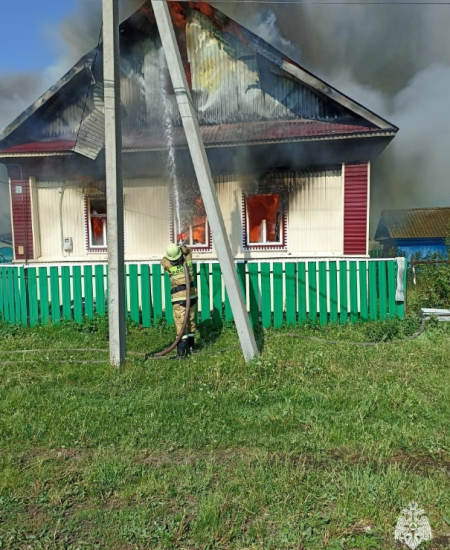 Страшный пожар в Башкортостане унес жизни отца и сына