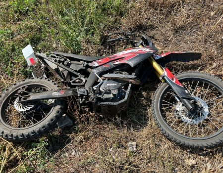 Подросток на мотоцикле в Башкирии погиб под колесами тепловоза