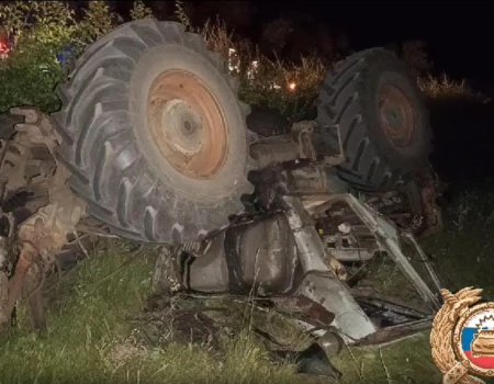 В Башкортостане в трех ДТП погибли 17-летняя пассажирка, водитель иномарки и тракторист