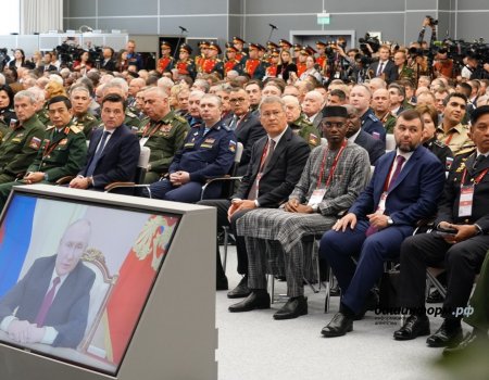 Радий Хабиров принял участие в открытии международного военно-технического форума «Армия России»