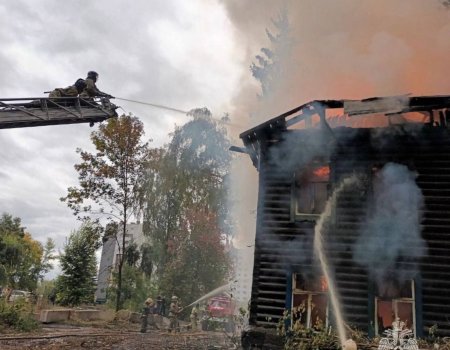 В Уфе ликвидирован пожар на улице Пожарского