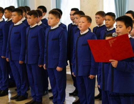 Глава Башкортостана поручил принимать в «шаймуратовские классы» только отличников учебы