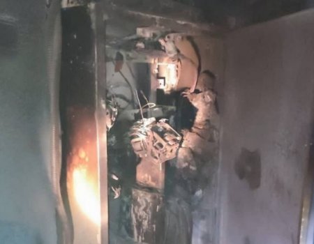 В Уфе на проспекте Октября случился пожар, пострадали девочка и пожилая женщина