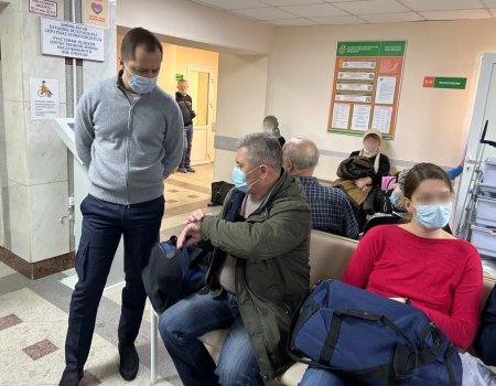 Министр здравоохранения Башкирии с утра проверил работу поликлиник Уфы