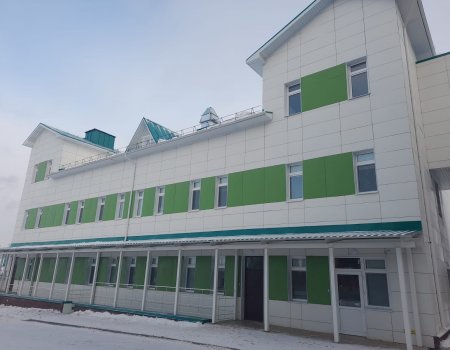 В селе Большеустьикинское ввели в эксплуатацию больницу со скорой медпомощью
