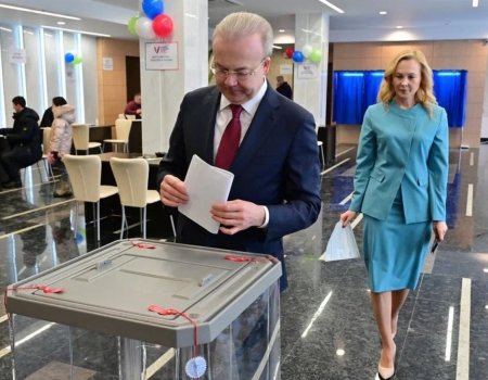 Андрей Назаров принял участие в голосовании на выборах президента России