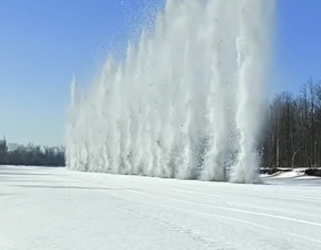 МЧС опубликовало видео, как взрывают лед на реках Башкирии