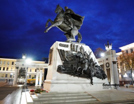 Хабиров: «Памятник Шаймуратову в Уфе - мемориал всем погибшим в боях за Родину»