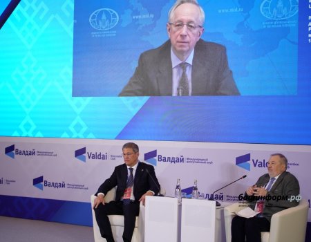В Уфе Михаил Галузин рассказал о рисках сближения стран Средней Азии с Западом