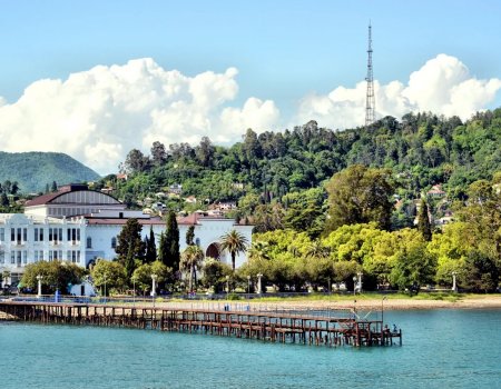 Абхазия была признана самым доступным направлением для отдыха за границей