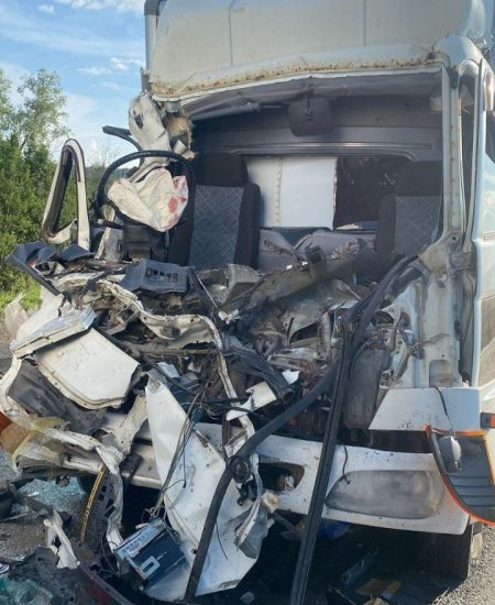 В Башкирии в ДТП разбился водитель грузовичка Isuzu