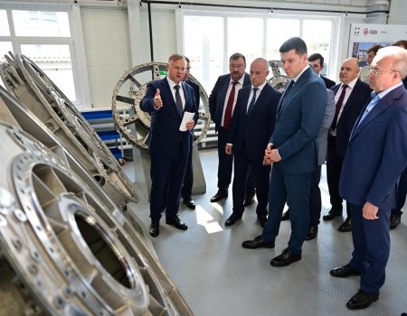 Антон Алиханов открыл новое производство на заводе авиадвигателей в Уфе